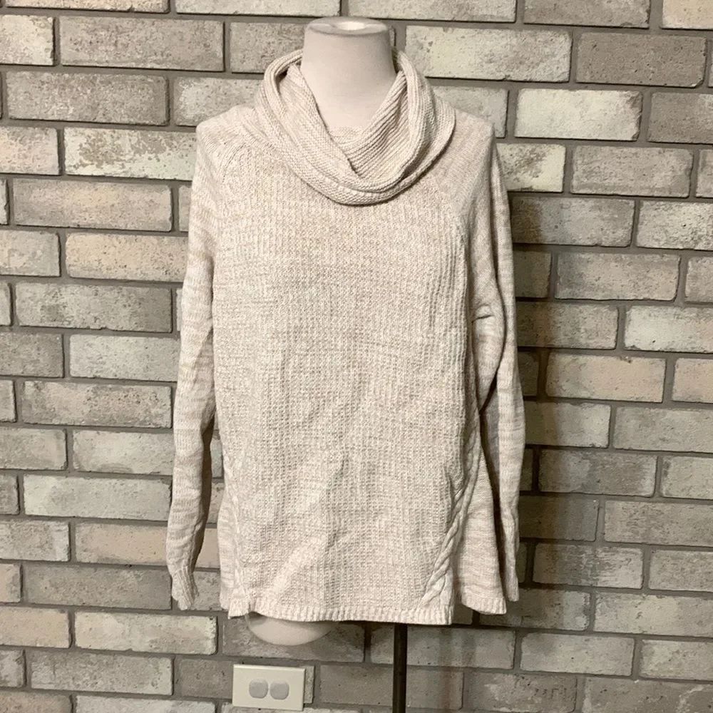 3for$20 sweater pxl
